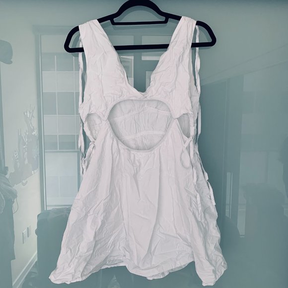 WHITEROOM+CACTUS - White Poplin Side Cut Out Dress - Size L - Picture 4 of 10